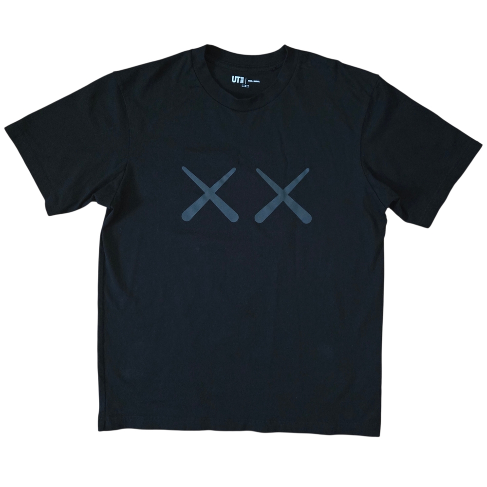 KAWS x Uniqlo Warhol UT Graphic T-shirt Mens Size M Black 100% Cotton 476352